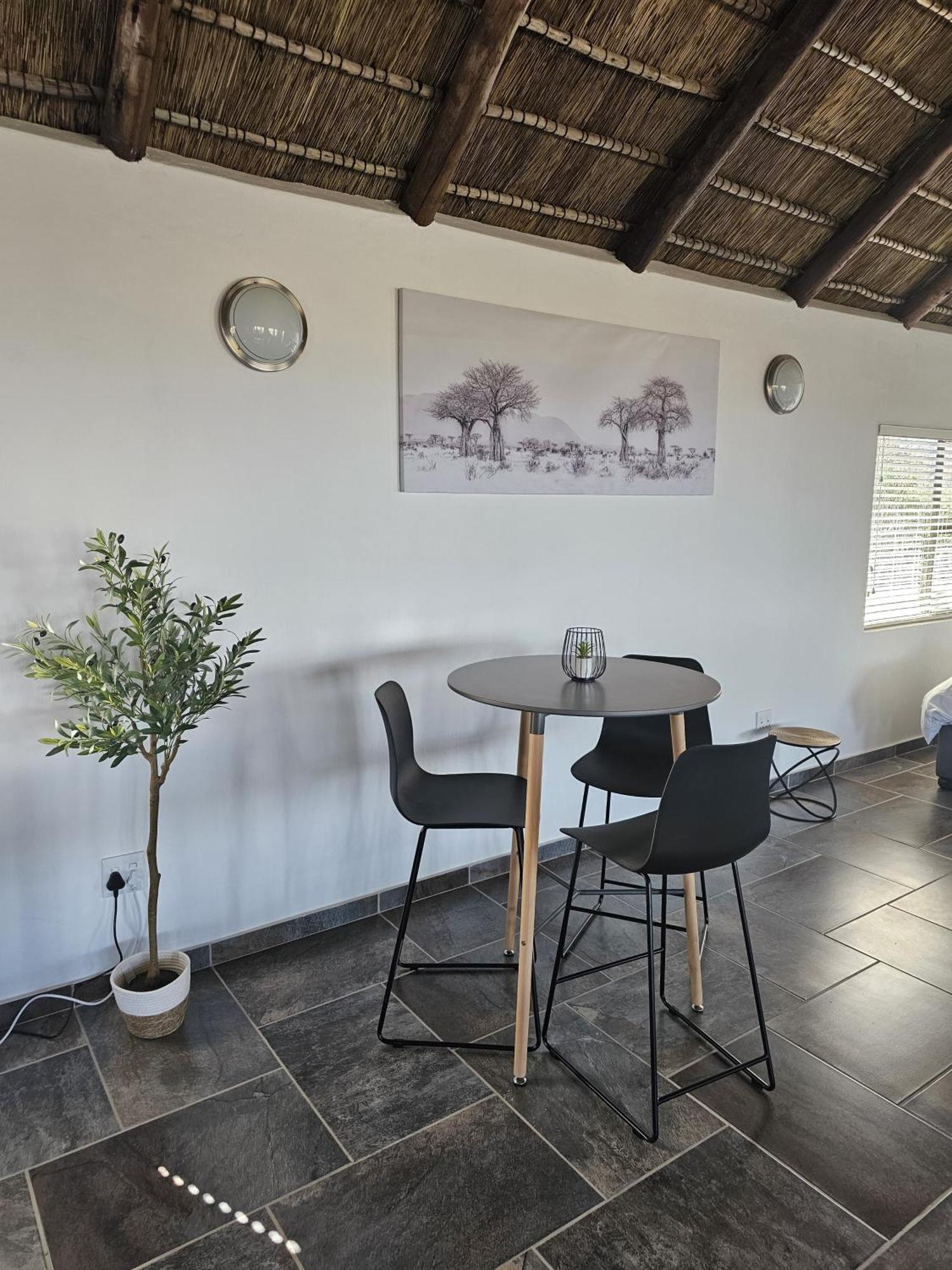 636 Itaga Safari Lodge, Mabalingwe Nature Reserve Apartment *